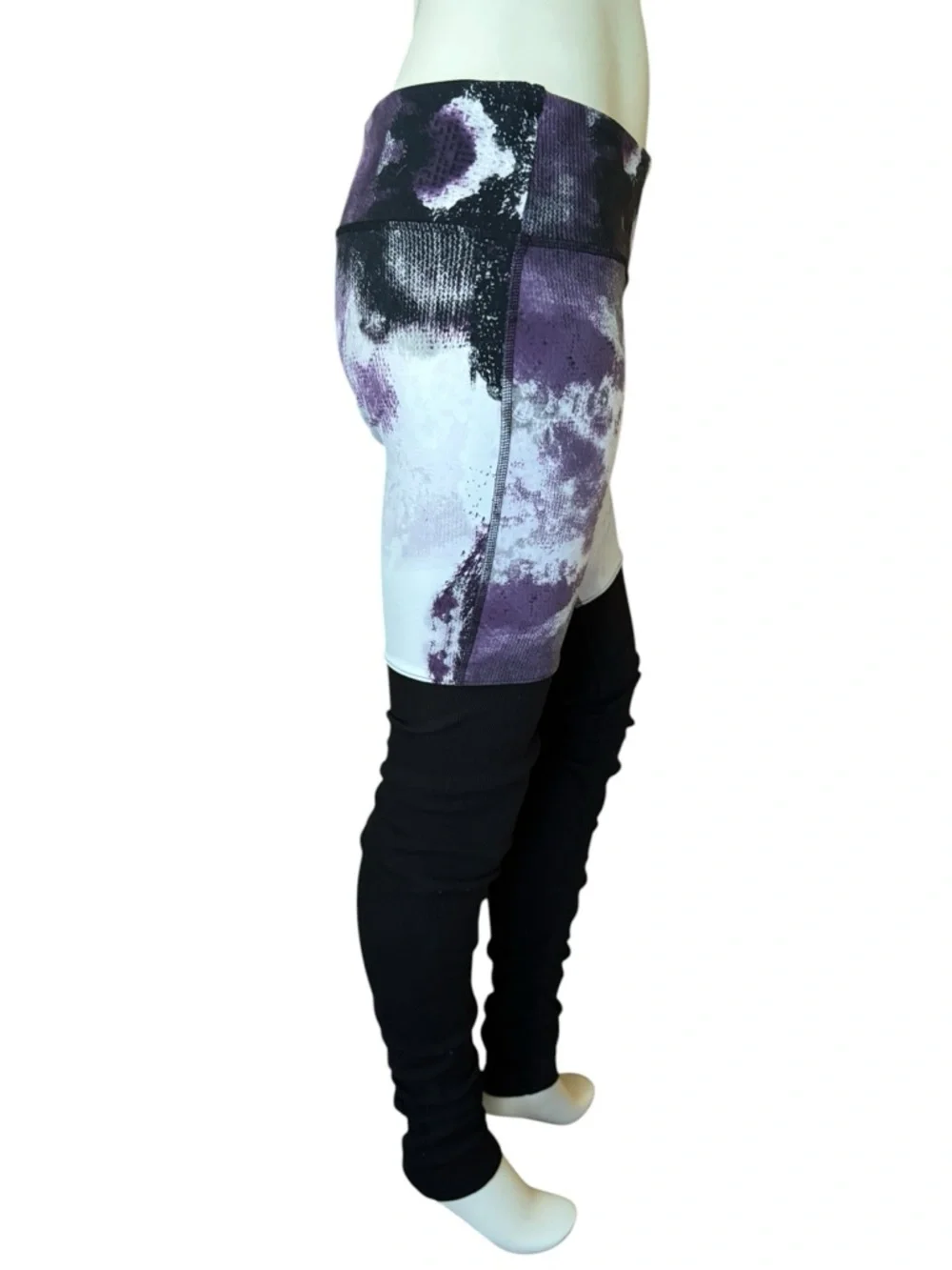 ALO Yoga Purple White Marble Print Goddess Leggings w Ribbed Black Trim, L